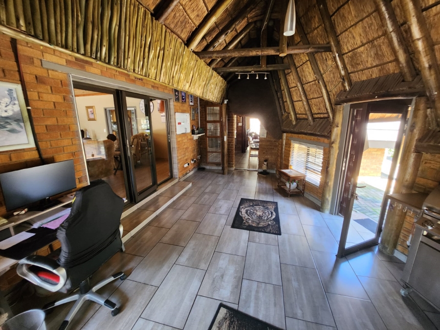 6 Bedroom Property for Sale in Vaalpark Free State